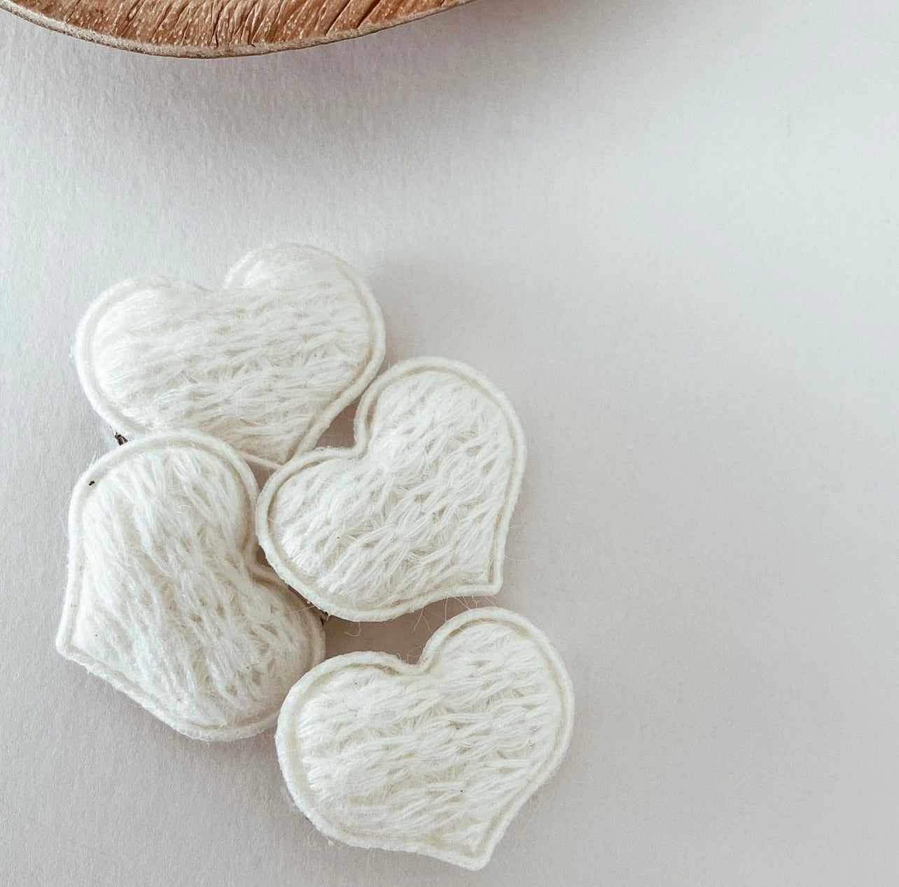 Knitted Heart Clip