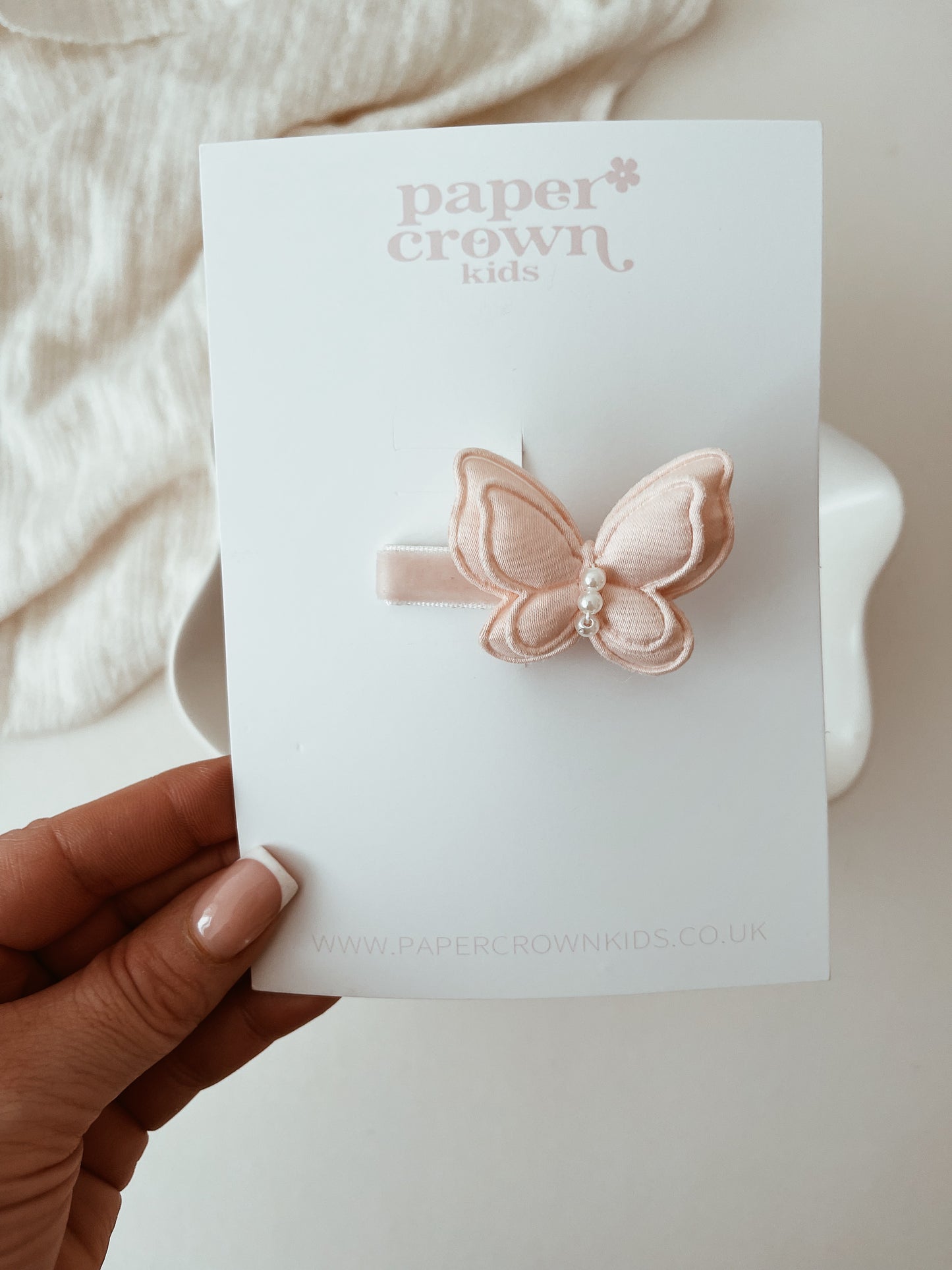 Blush Butterfly clip