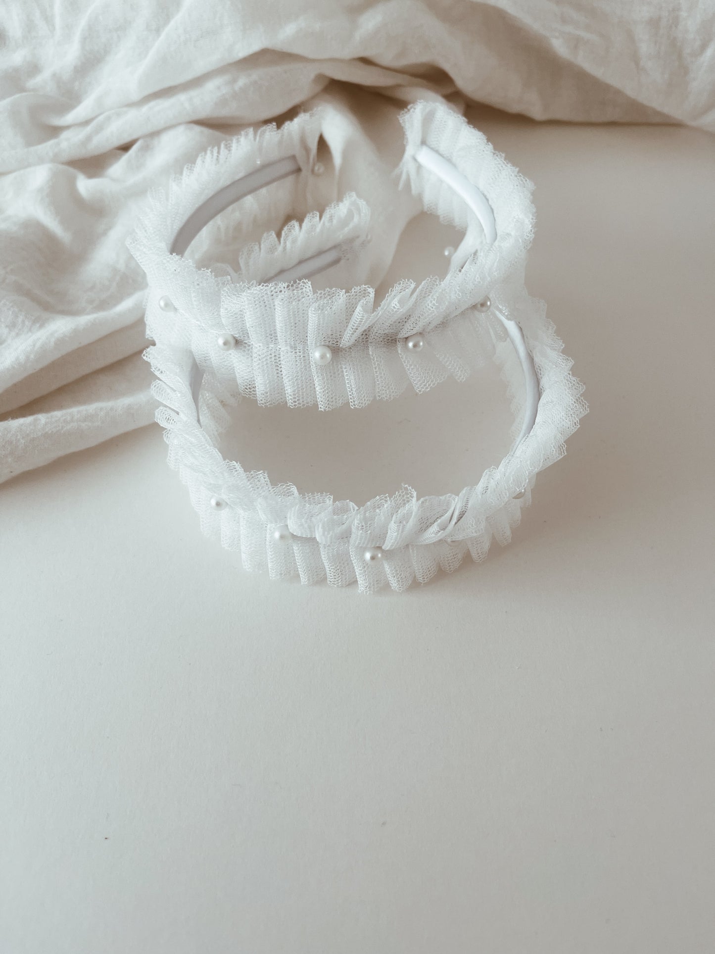 Ruffle Hairband - White