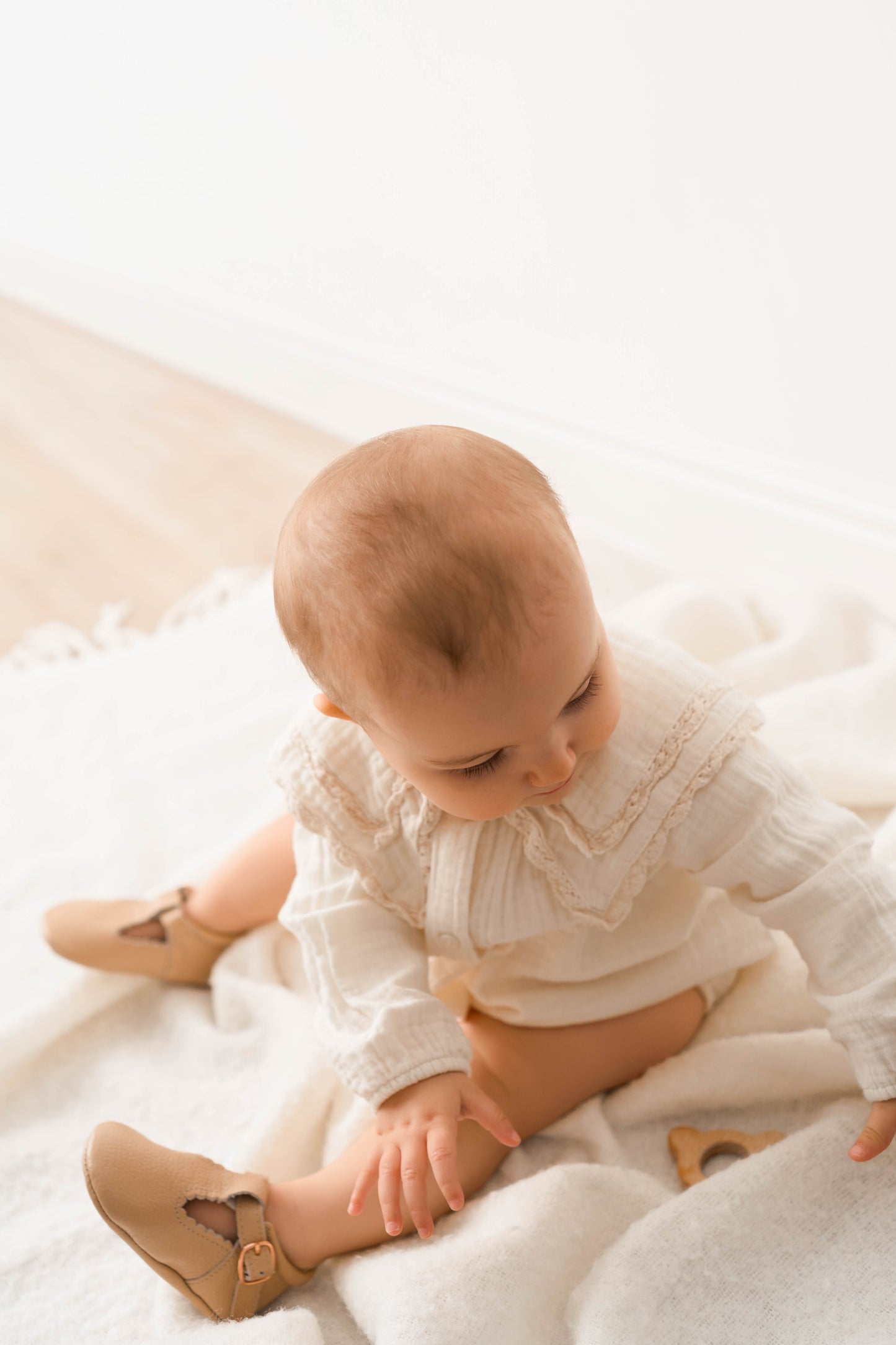 Genuine suede baby shoes -  Light tan